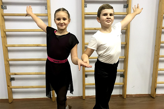 Бальные танцы группа Дети 6-7 лет.